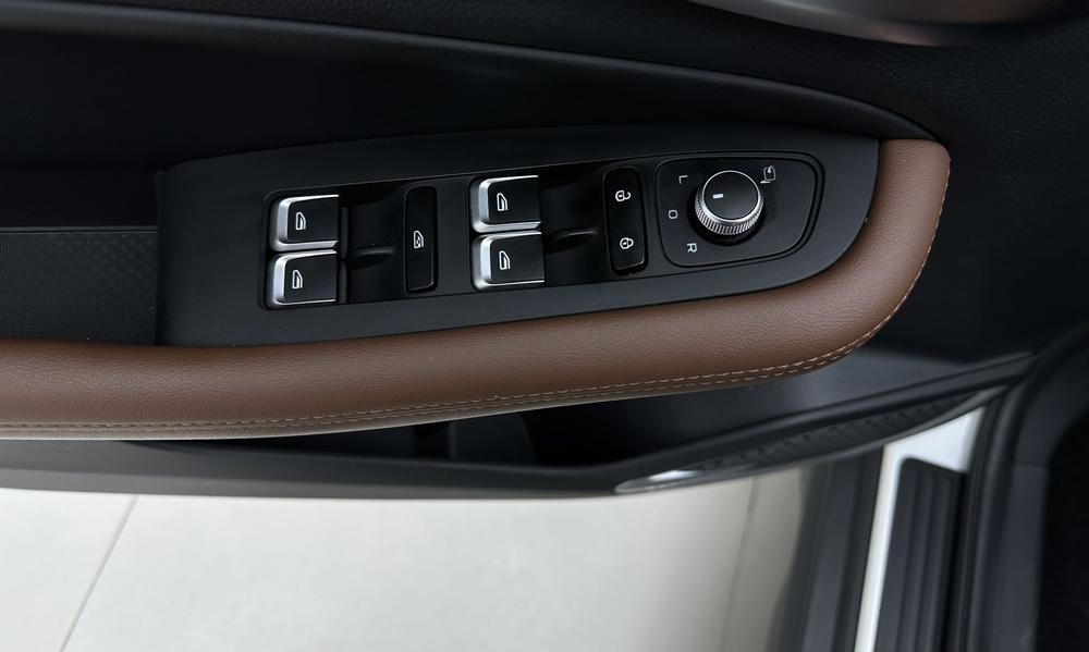 Geely Yuanjing X6