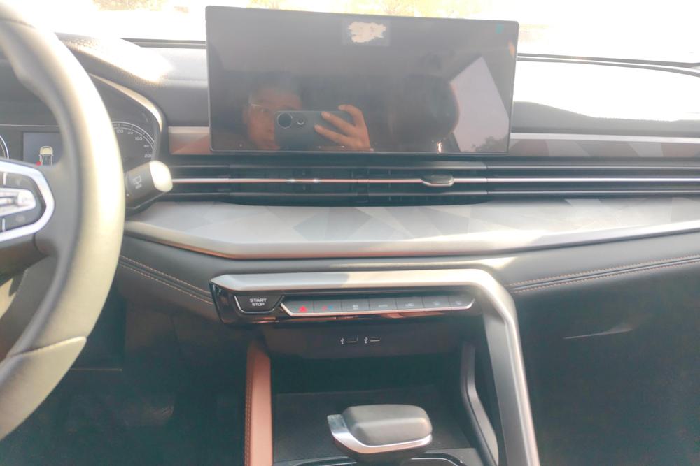 Geely Yuanjing X6
