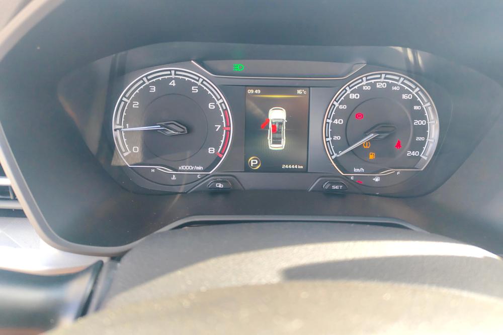 Geely Yuanjing X6