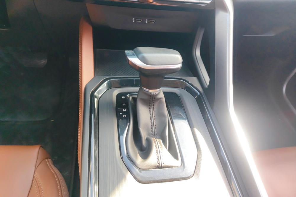Geely Yuanjing X6