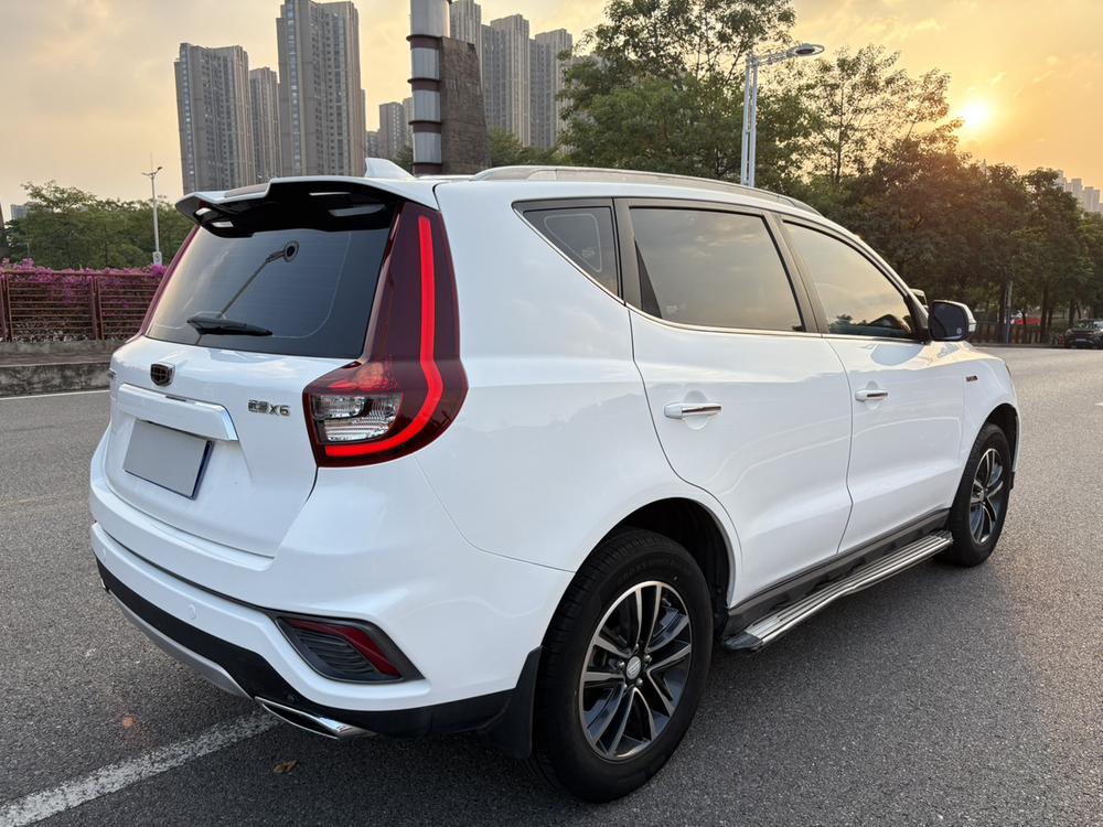 Geely Yuanjing X6