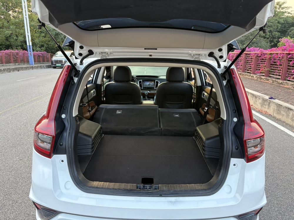 Geely Yuanjing X6