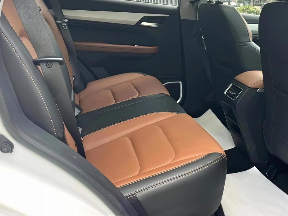 Geely Yuanjing X6