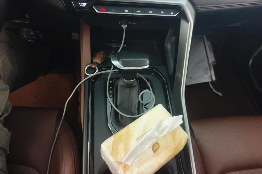 Geely Yuanjing X6