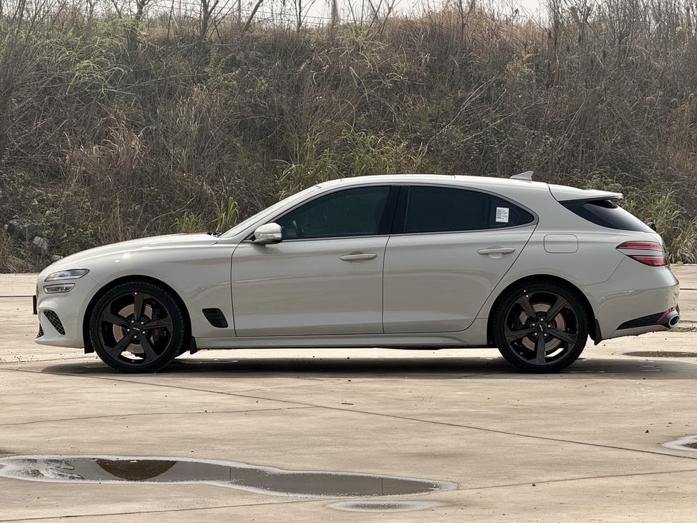 Genesis Genesis G70