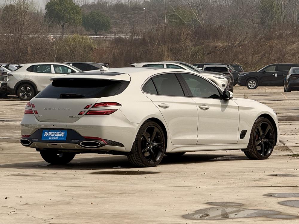 Genesis Genesis G70