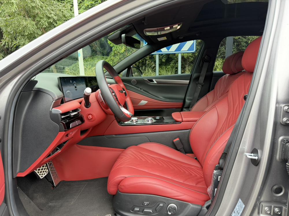 Genesis Genesis G80