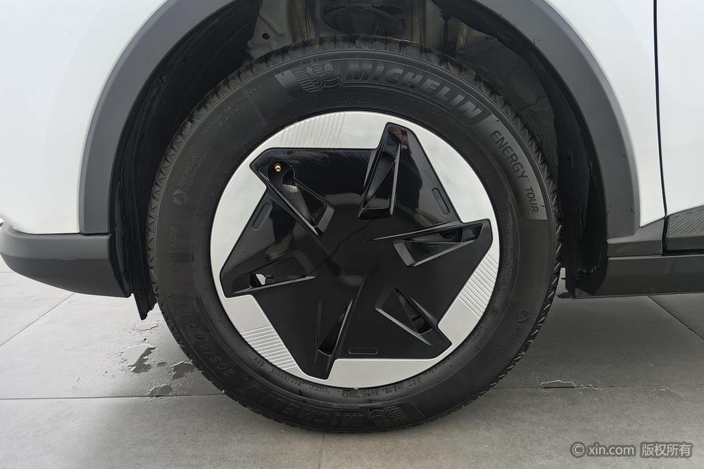 Geometry Geely Geometry E Firefly