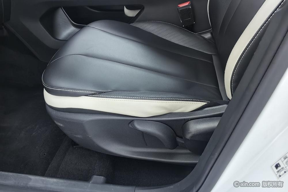 Geometry Geely Geometry E Firefly