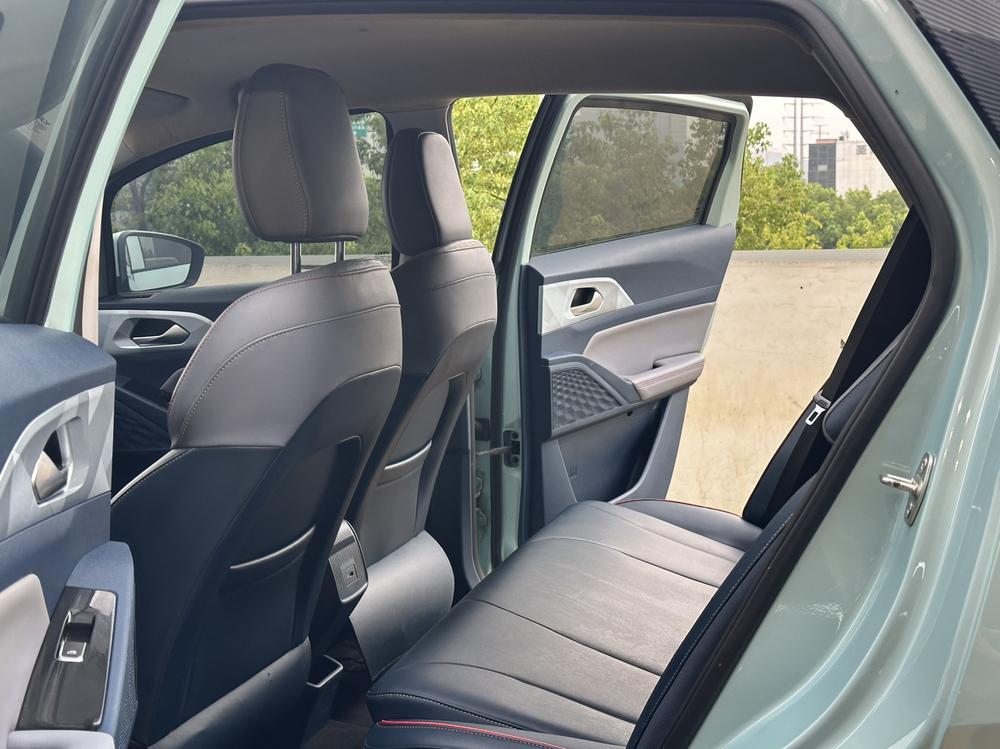 Geometry Geely Geometry E Firefly