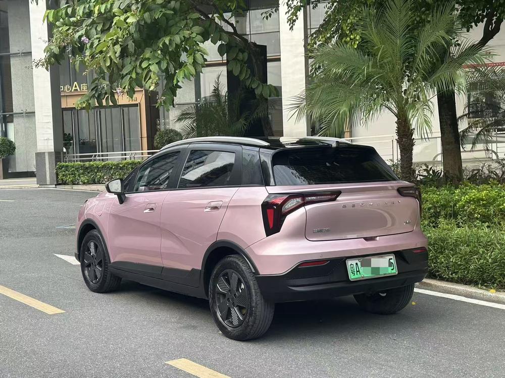 Geometry Geely Geometry E Firefly