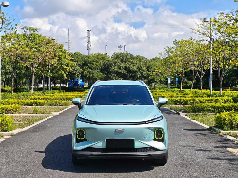 Geometry Geely Geometry E Firefly