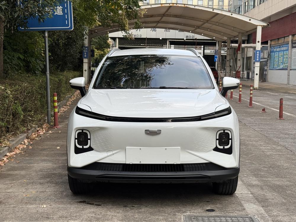 Geometry Geely Geometry E Firefly