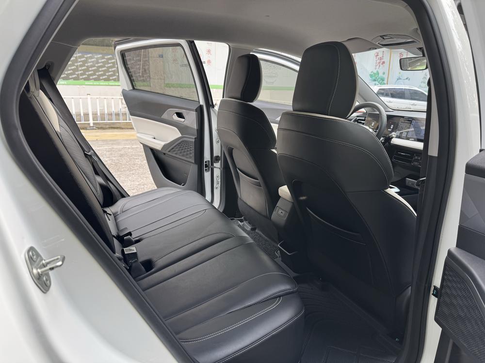 Geometry Geely Geometry E Firefly