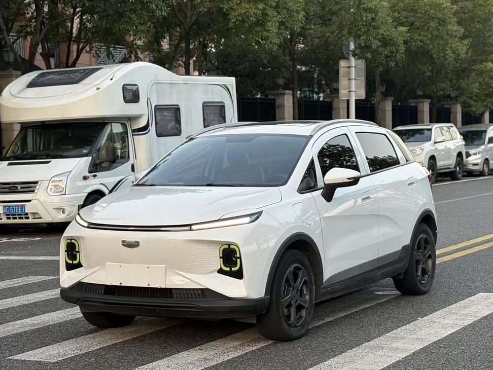 Geometry Geely Geometry E Firefly