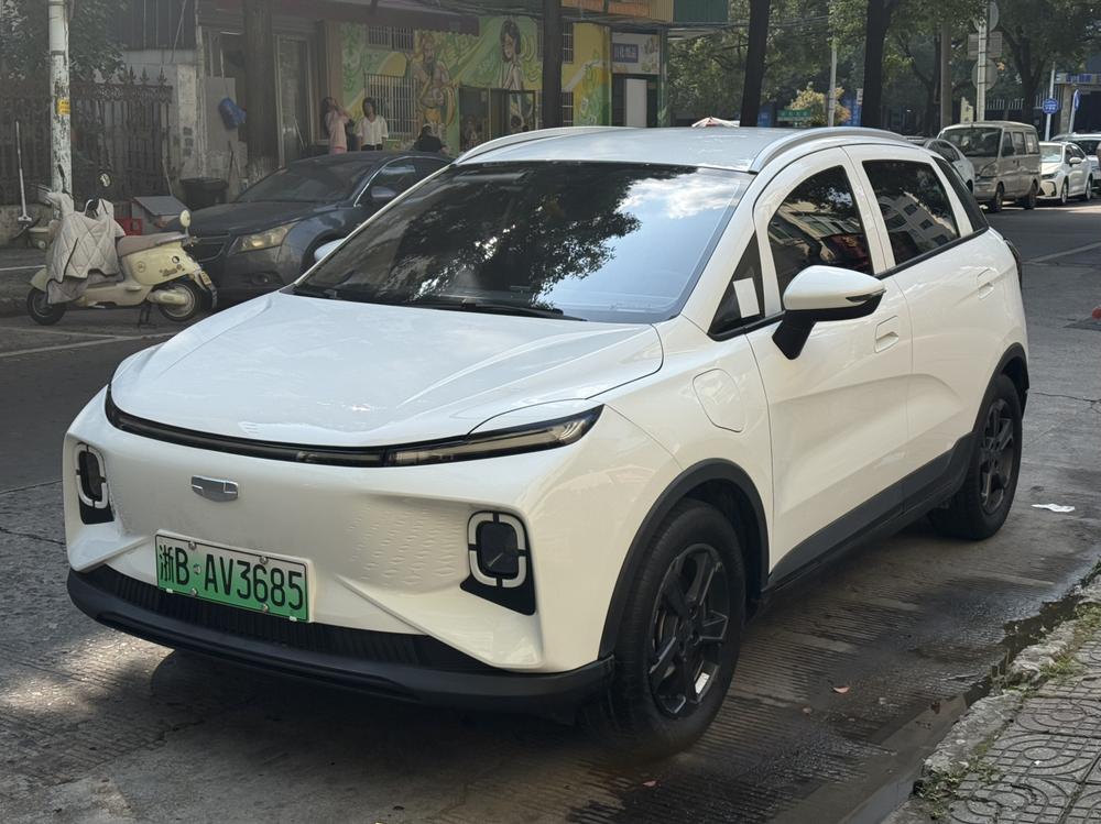 Geometry Geely Geometry E Firefly