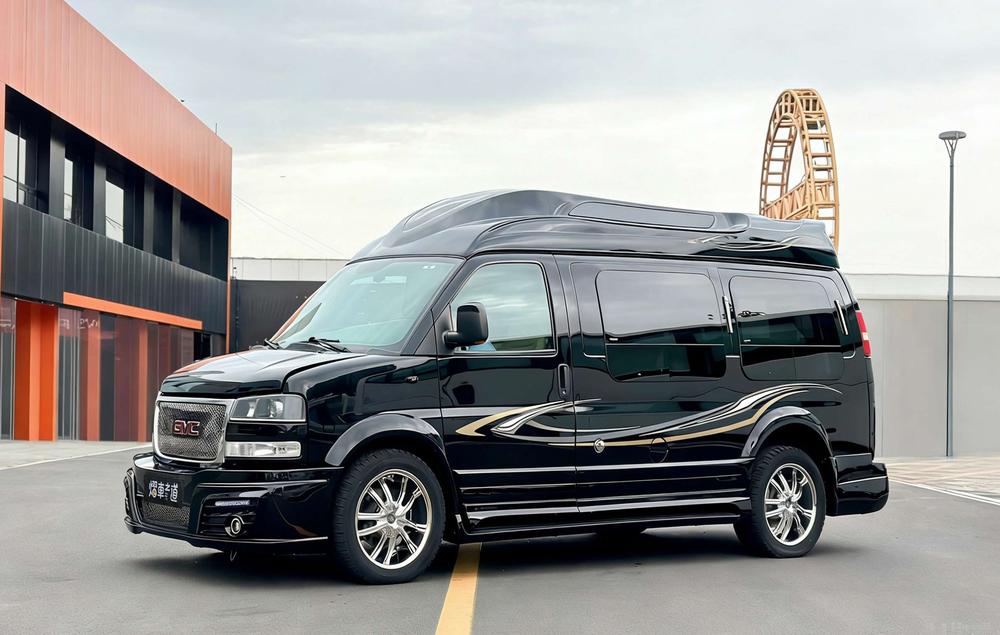 GMC Savana