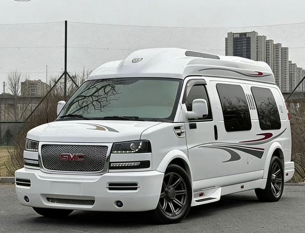 GMC Savana