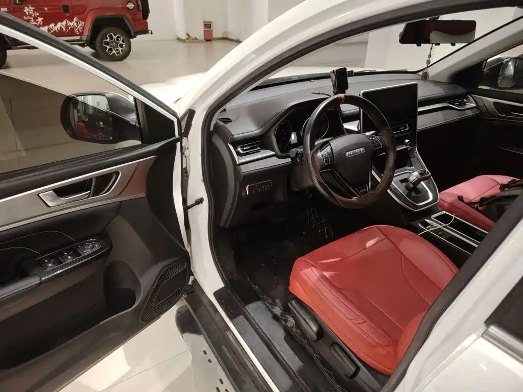 Haval M6