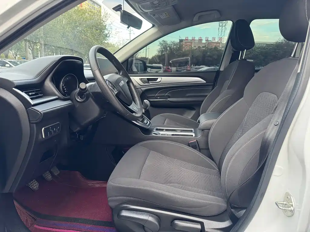 Haval M6