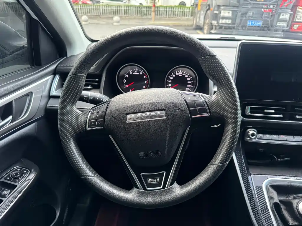 Haval M6