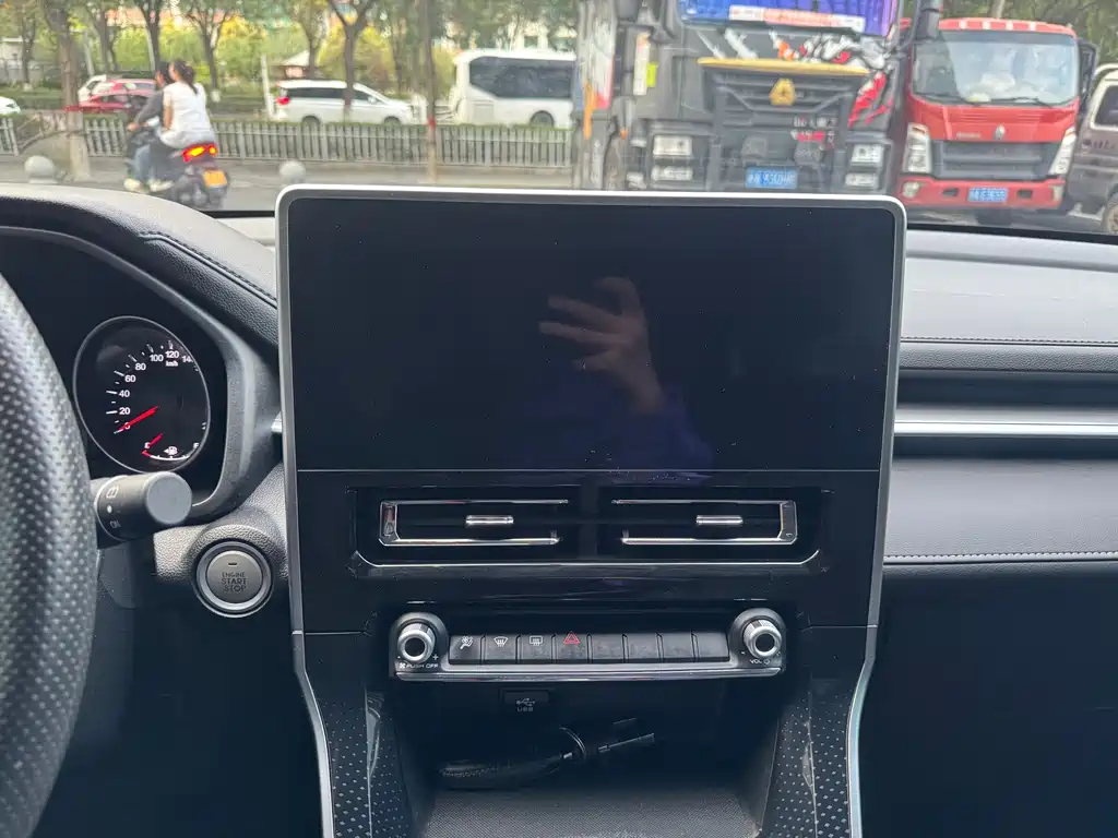 Haval M6