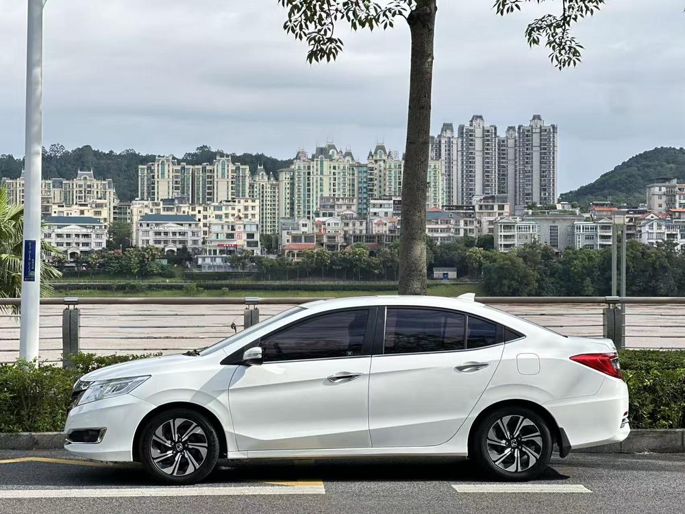 Honda Crider