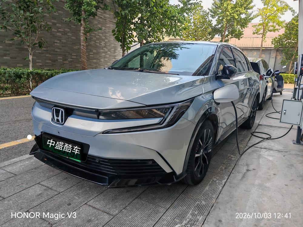 Honda e:NP2
