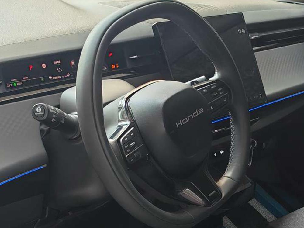 Honda e:NP2