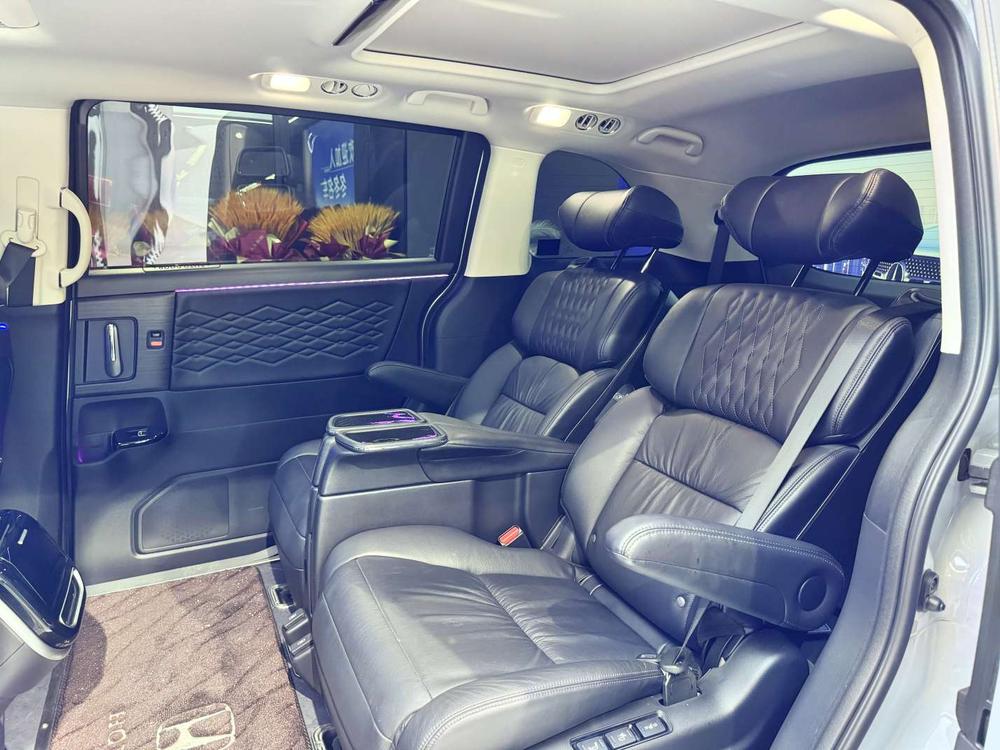 Honda Elysion
