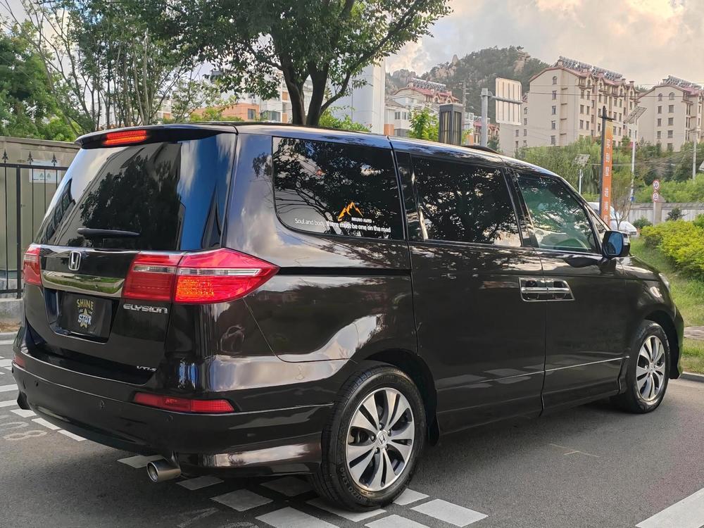 Honda Elysion