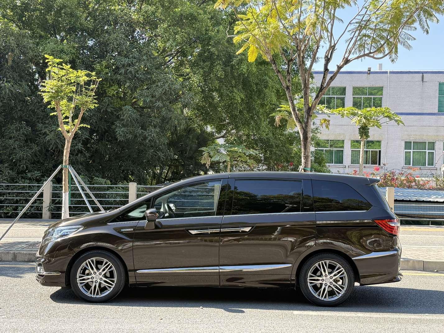 Honda Elysion