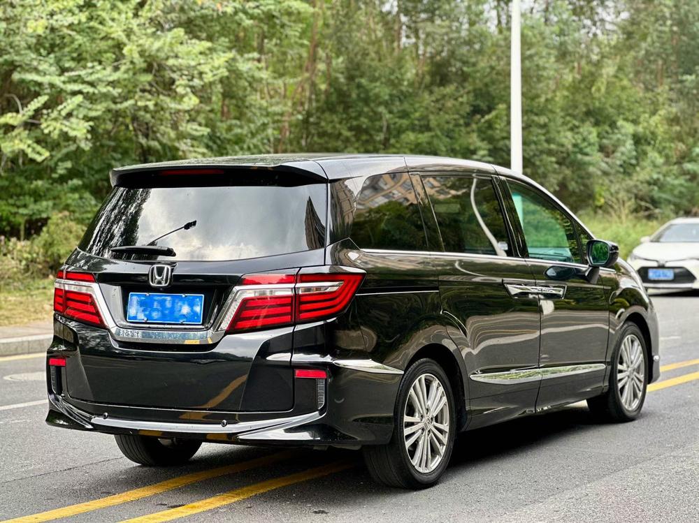 Honda Elysion