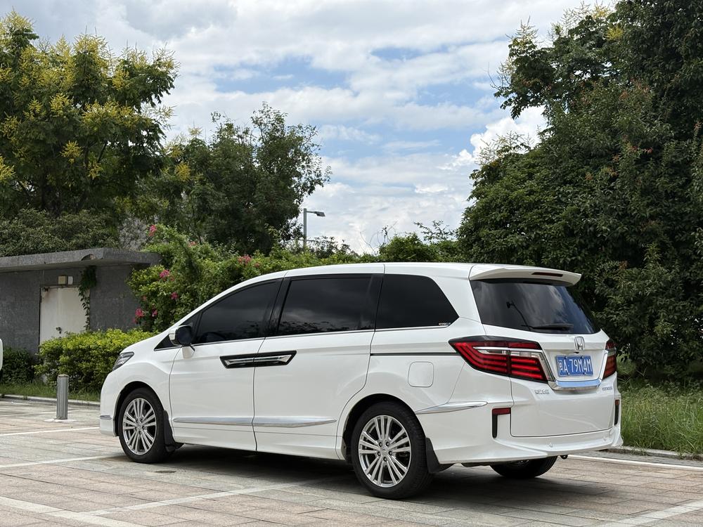 Honda Elysion