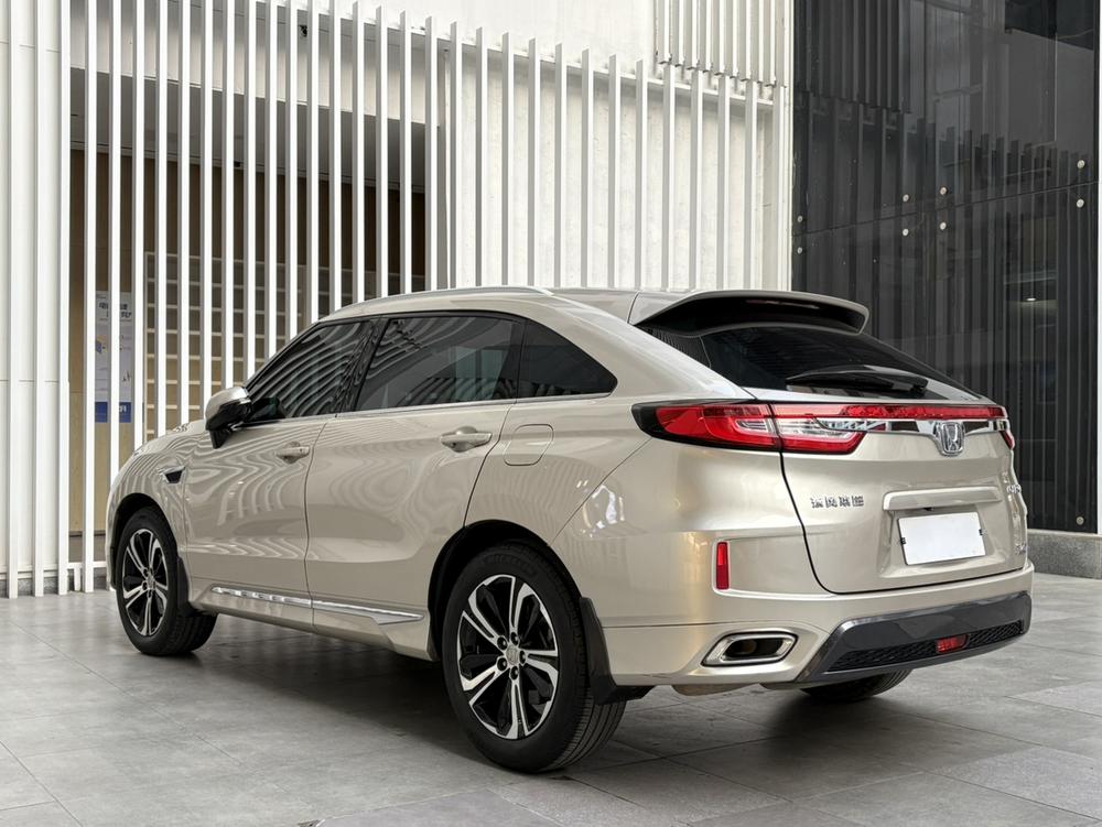 Honda Honda UR-V