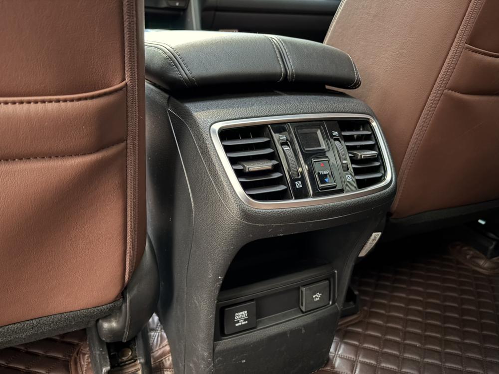 Honda Honda UR-V