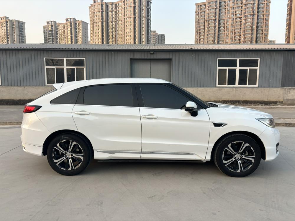 Honda Honda UR-V