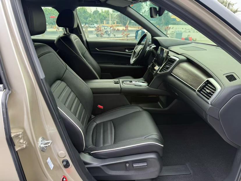 Honda Honda UR-V
