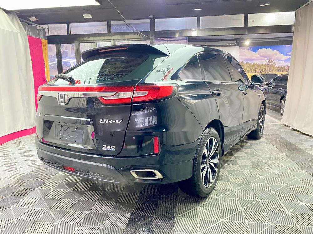 Honda Honda UR-V