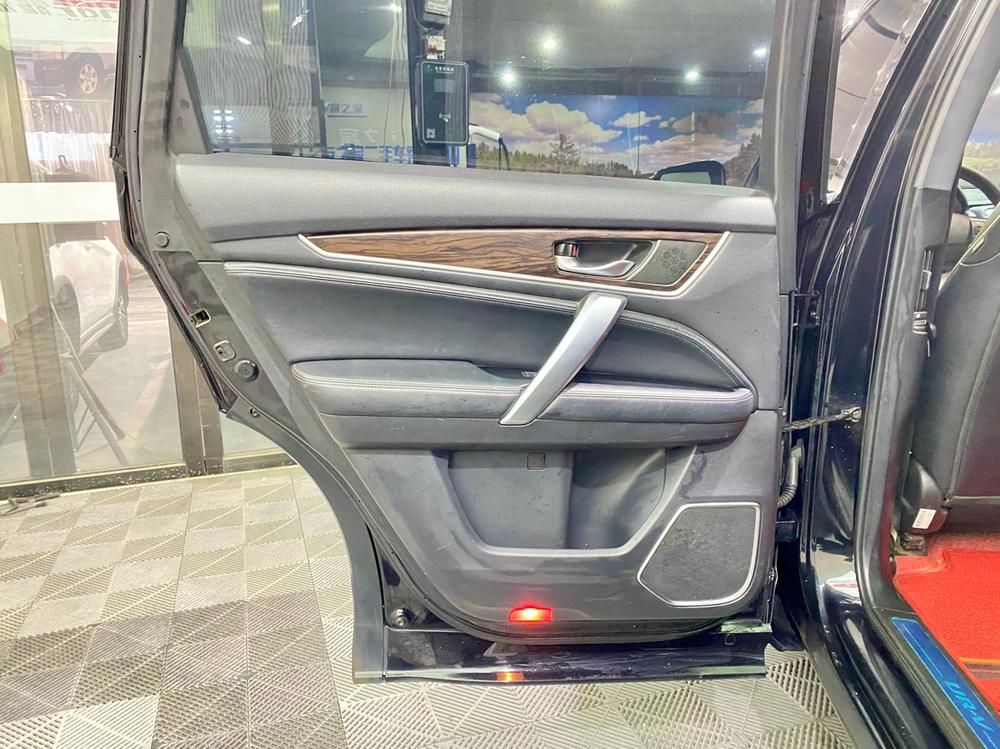 Honda Honda UR-V