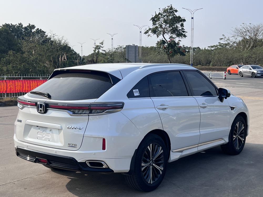 Honda Honda UR-V