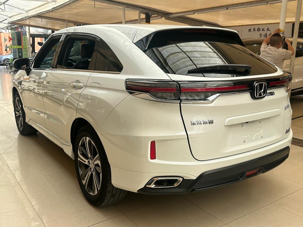 Honda Honda UR-V