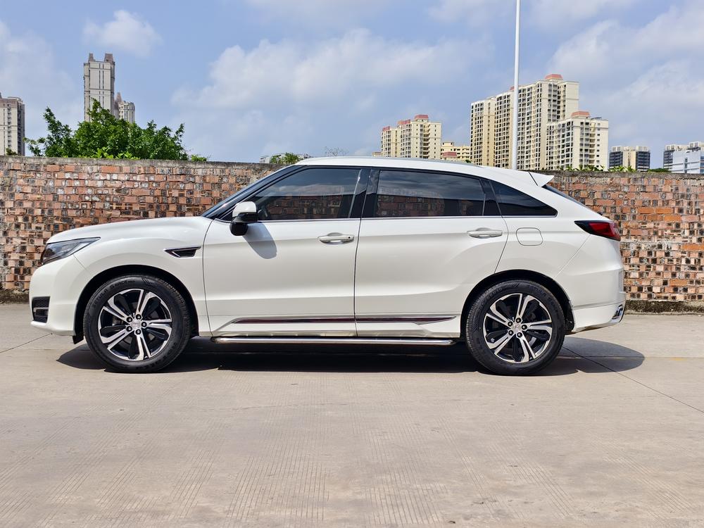 Honda Honda UR-V