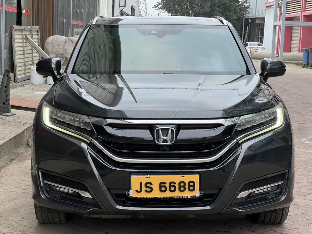 Honda Honda UR-V