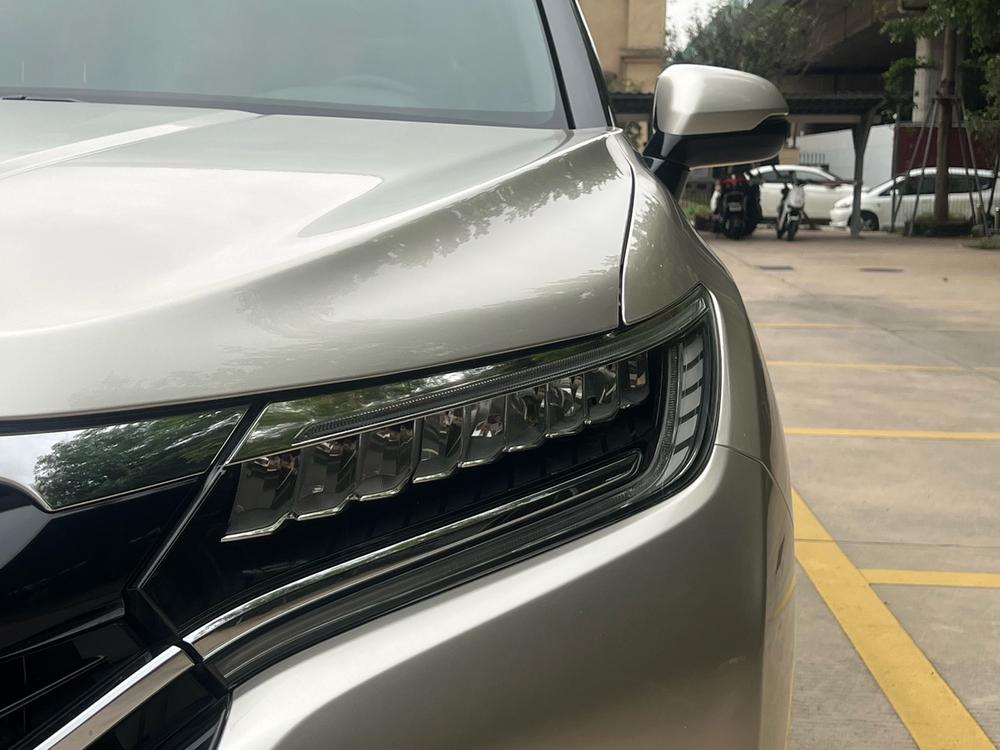 Honda Honda UR-V