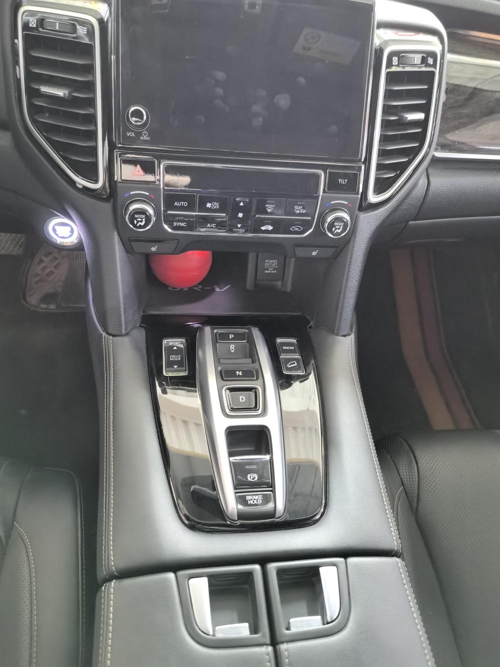 Honda Honda UR-V