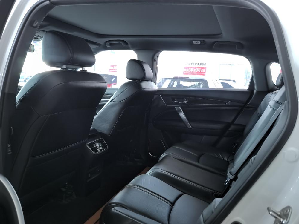Honda Honda UR-V