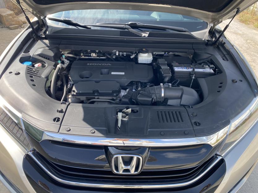Honda Honda UR-V