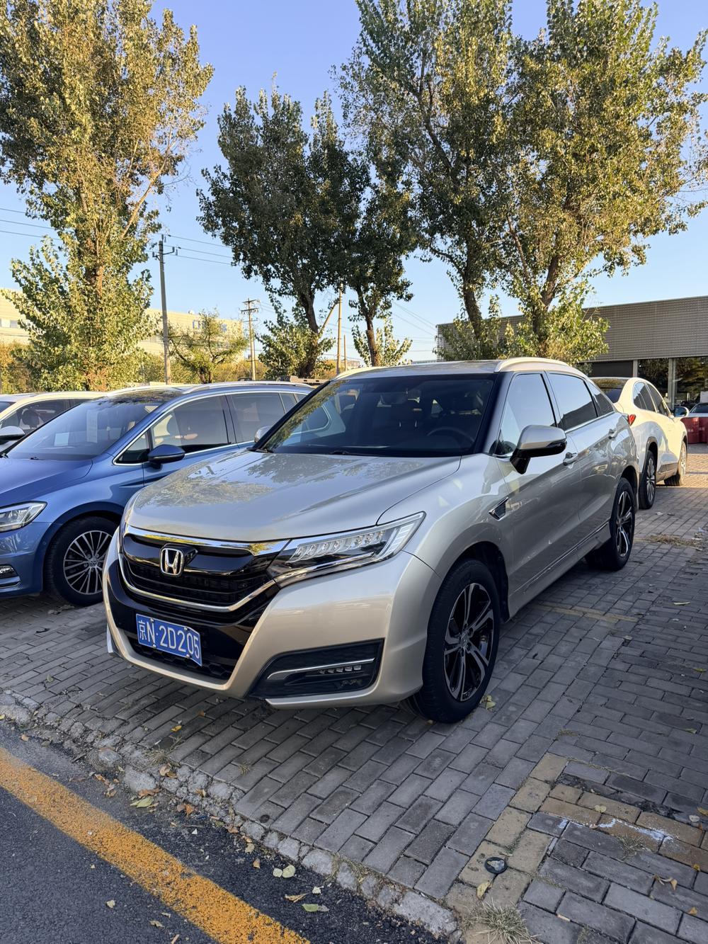 Honda Honda UR-V