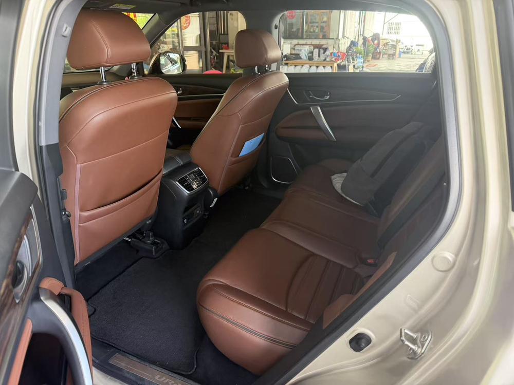 Honda Honda UR-V